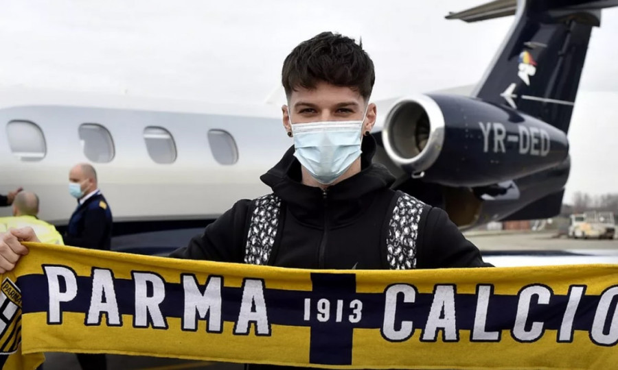 Presa din Parma, impresionată de Dennis Man. ”A venit cu goluri şi pase decisive în bagaj"