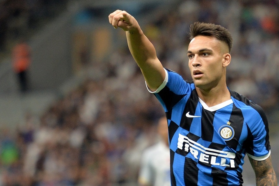 Barcelona îşi poate lua gândul. Lautaro Martinez a anunţat că îşi va prelungi contractul cu Inter