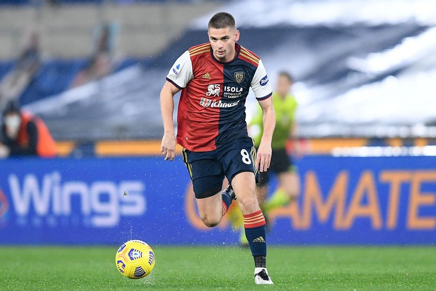 VIDEO | Răzvan Marin, integralist în victoria lui Cagliari cu ”lanterna roşie” din Serie A, Crotone 