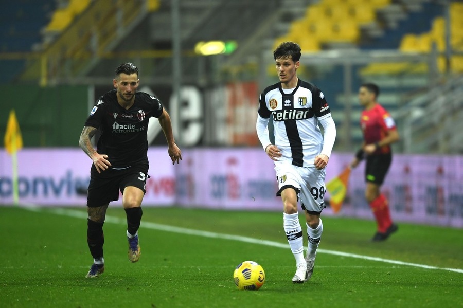 Etapă plină de goluri în Serie A. Dennis Man, Ştefan Radu şi Vlad Chiricheş au bifat performanţe importante