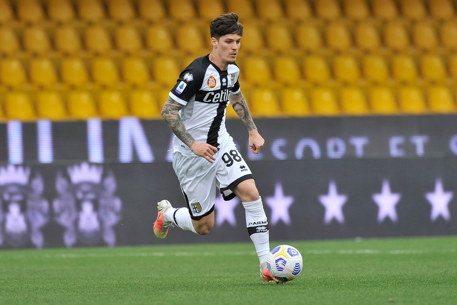 Parma a avut concurenţă. Un alt club din Italia s-a aflat pe urmele lui Man: "L-am urmărit!"