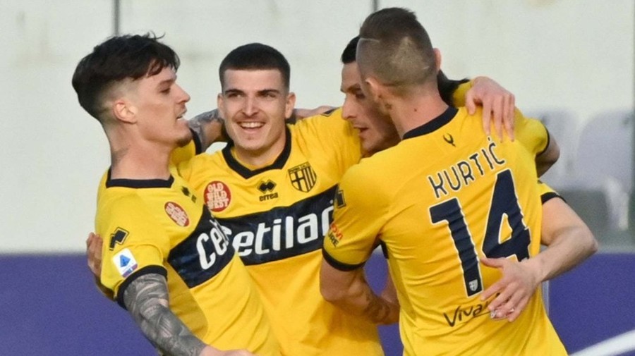 Parma va avea antrenor nou, dacă retrogradează în Serie B? Dennis Man şi Valentin Mihăilă ar putea fi pregătiţi de un sârb