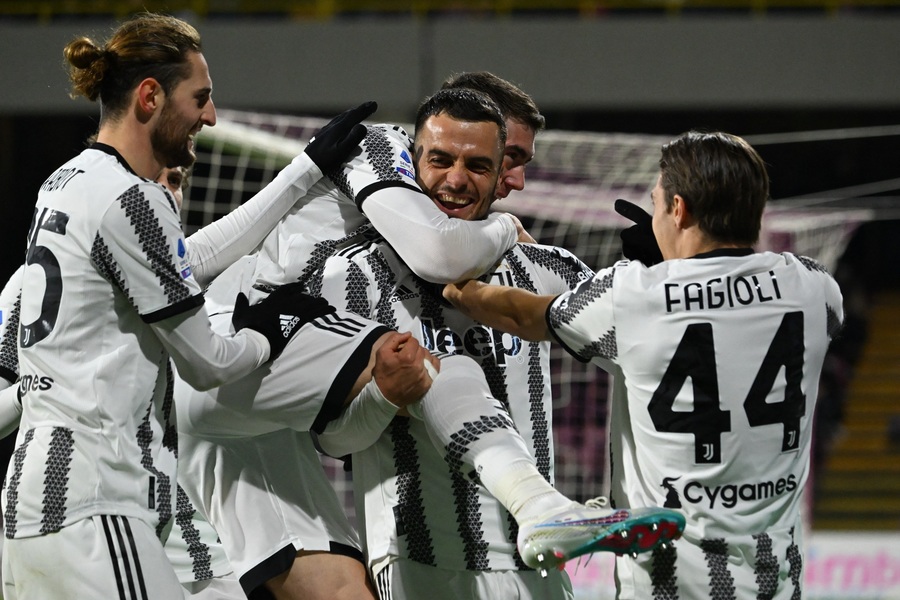 Acces interzis pe stadion pentru 171 de suporteri ai echipei Juventus din cauza scandărilor rasiste