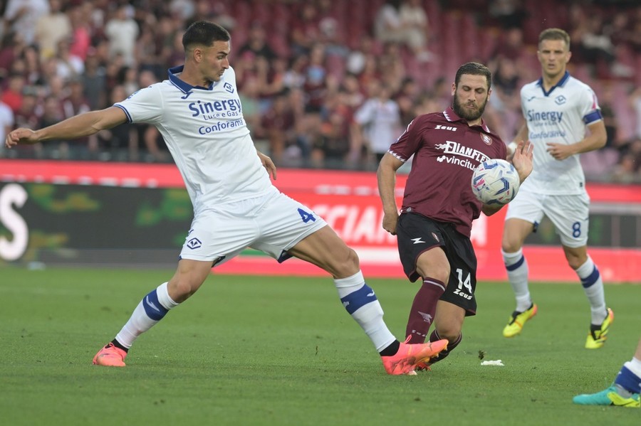 VIDEO | Salernitana - Verona 1-2. Oaspeţii îşi asigură rămânerea în Serie A