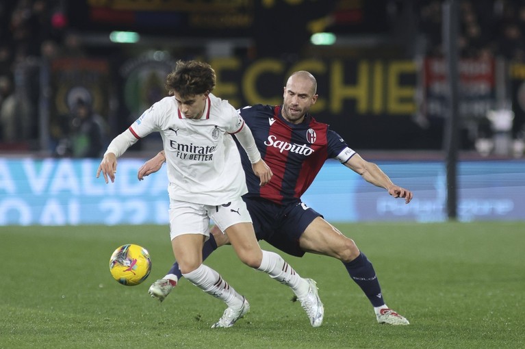 VIDEO | Bologna - AC Milan 2-1. Gazdele se apropie de un loc de Liga Campionilor