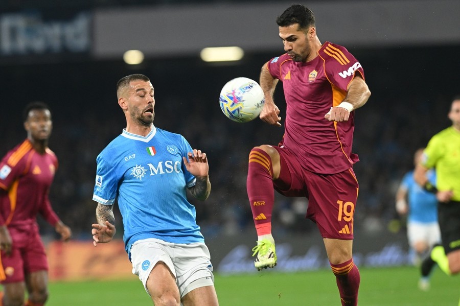 VIDEO | Napoli - AS Roma 2-2. Încă un derby spectaculos în Serie A