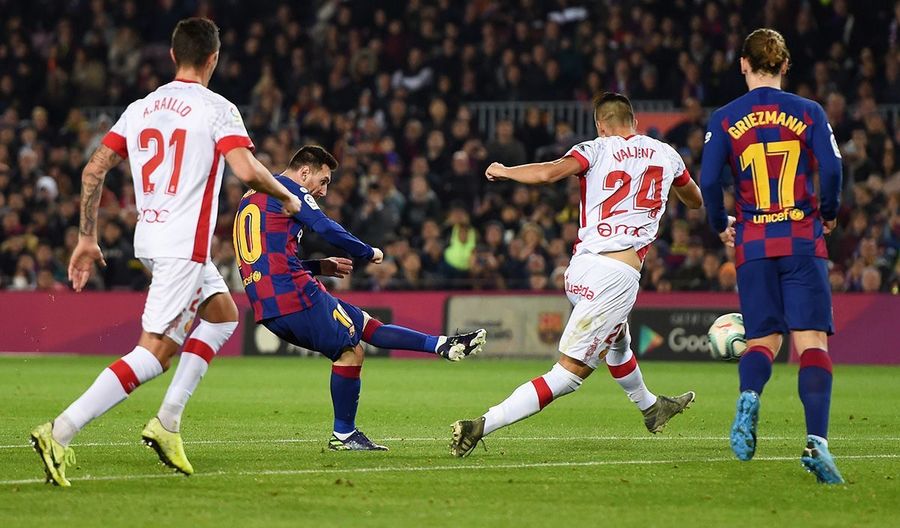 LaLiga revine pe posturile LOOK cu epica luptă de la distanţă dintre Barcelona şi Real Madrid. Programul transmisiunilor