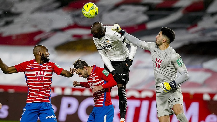 VIDEO | Valencia rămâne în zona retrogradării după o nouă înfrângere în LaLiga
