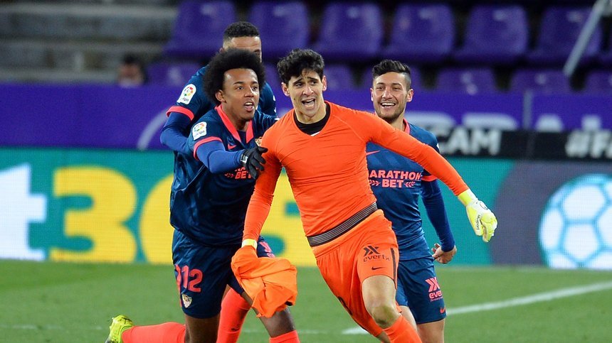 FC Sevilla obţine un punct în prelungirile meciului cu Valladolid. VIDEO | Portarul Bono a fost eroul andaluzilor