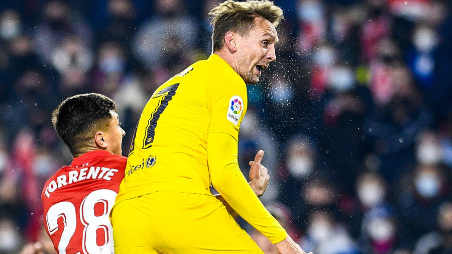 VIDEO | Granada - FC Barcelona 1-1. Catalanii s-au văzut egalaţi în minutul 90 şi ratează şansa de a urca pe podium