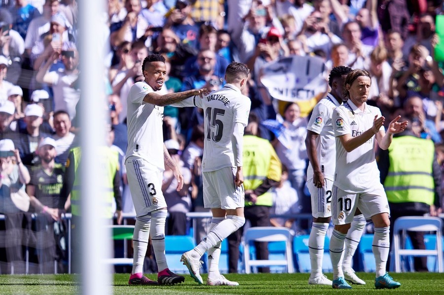 VIDEO | La Liga: Real Madrid - Espanyol 3-1. ”Galacticii” se impun şi se apropie la şase puncte de Barcelona
