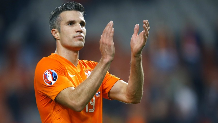 VIDEO | LEGENDA FOTBALULUI OLANDEZ, VAN PERSIE, ŞI-A ANUNŢAT RETRAGEREA