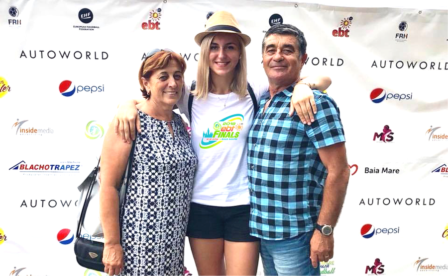 O MARE JUCĂTOARE DIN ROMÂNIA VA PARTICIPA LA FINALA EUROPEANULUI DE HANDBAL PE PLAJĂ