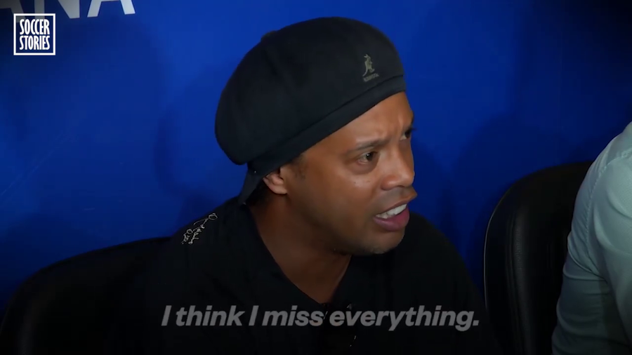 VIDEO | RONALDINHO, ÎN LACRIMI: "MI-E DOR DE ANTRENAMENTE, DE MECIURI ŞI DE COECHIPIERI"