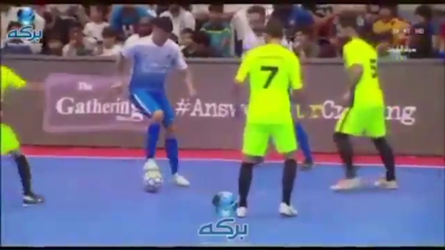 VIDEO | SPECTACOL SUB OCHII LUI TOTTI ŞI FALCAO LA FUTSAL. UN JUCĂTOR A DAT UN GOL NEMAIPOMENIT STÂND PE LOC
