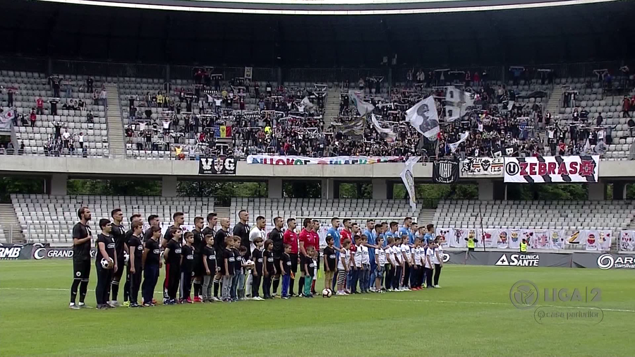 VIDEO | ”U” CLUJ DESCHIDE NOUL SEZON DIN LIGA A DOUA LA REŞIŢA. LUPTĂ MARE LA PROMOVARE