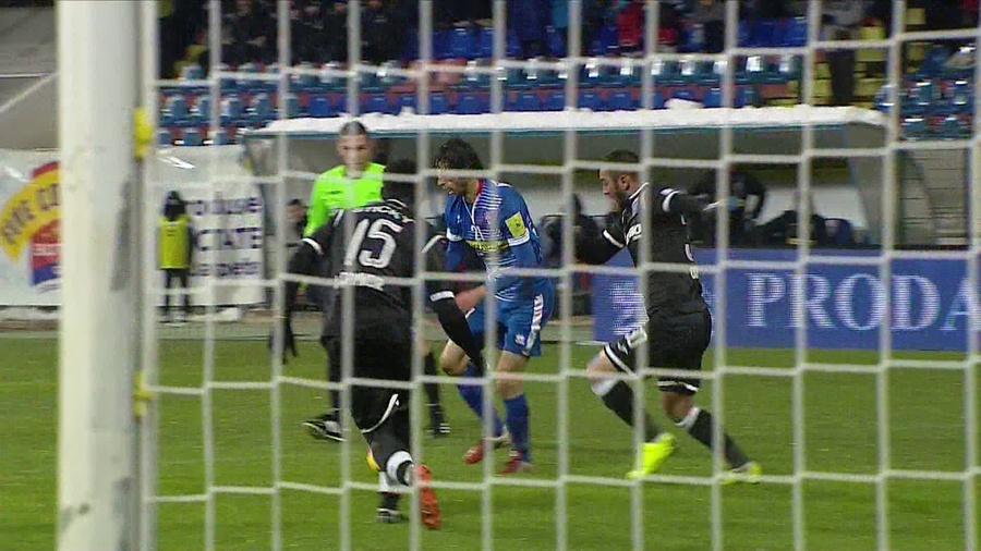 VIDEO | TRANSFER DE ULTIMĂ ORĂ LA DINAMO. JUCĂTORUL VREA SĂ SCOATĂ CLUBUL DIN CRIZĂ