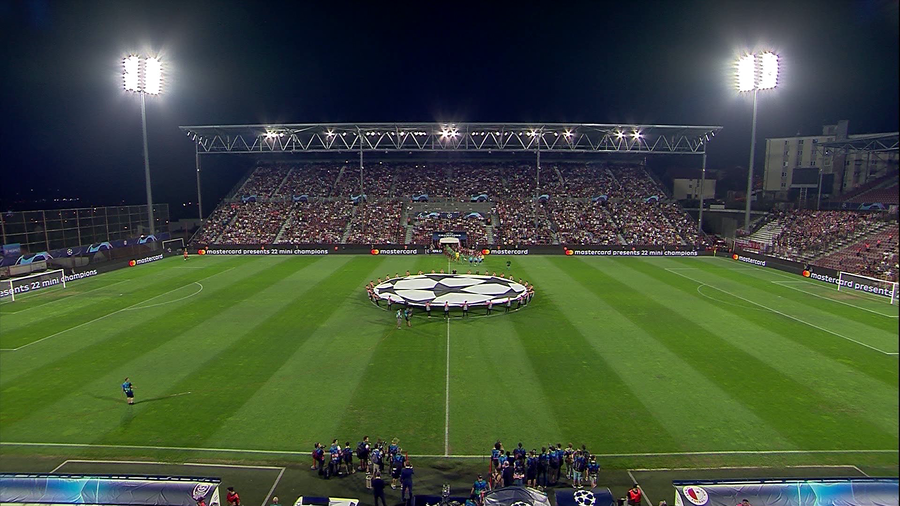 VIDEO | SPECTATORI DE LUX LA CFR-SLAVIA PRAGA. FANI DIN STRĂINĂTATE ŞI UN CANDIDAT LA PREZIDENŢIALE