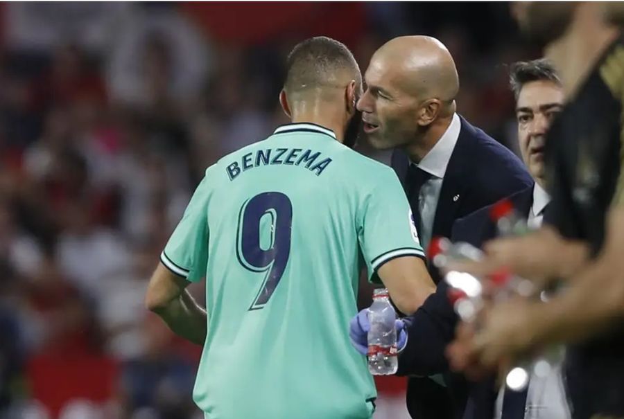 VIDEO | EXISTĂ VIAŢĂ DUPĂ UMILINŢA DE LA PARIS! ZIDANE A FOST SALVAT DE BENZEMA PE „SANCHEZ PIZJUAN”