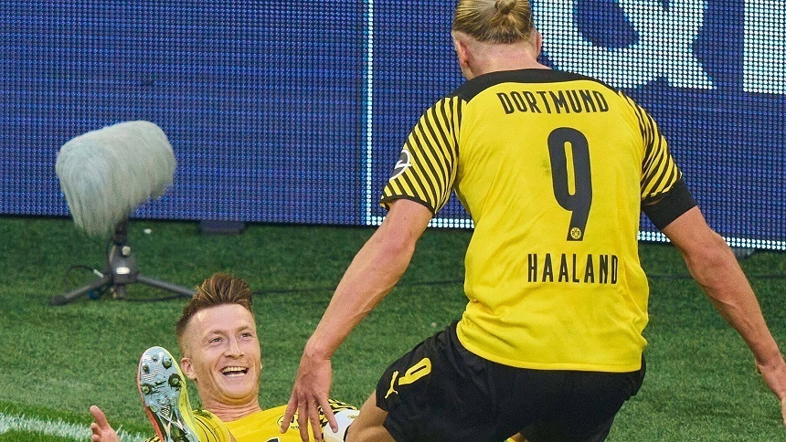 Borussia Dortmund - Eintracht Frankfurt 5-2. Haaland a început sezonul în forţă