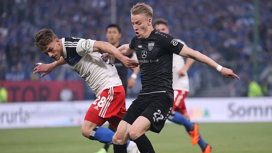 Stuttgart a câştigat barajul şi rămâne în Bundesliga. Hamburg mai bifează un sezon în liga a doua