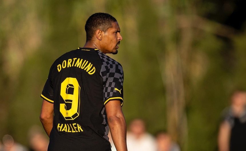 Sebastien Haller va lipsi de pe teren câteva săptămâni