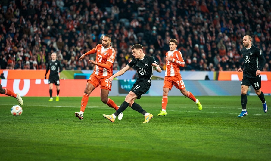 Bayern a obţinut un succes zdrobitor cu Wolfsburg. La pauză era doar 2-1