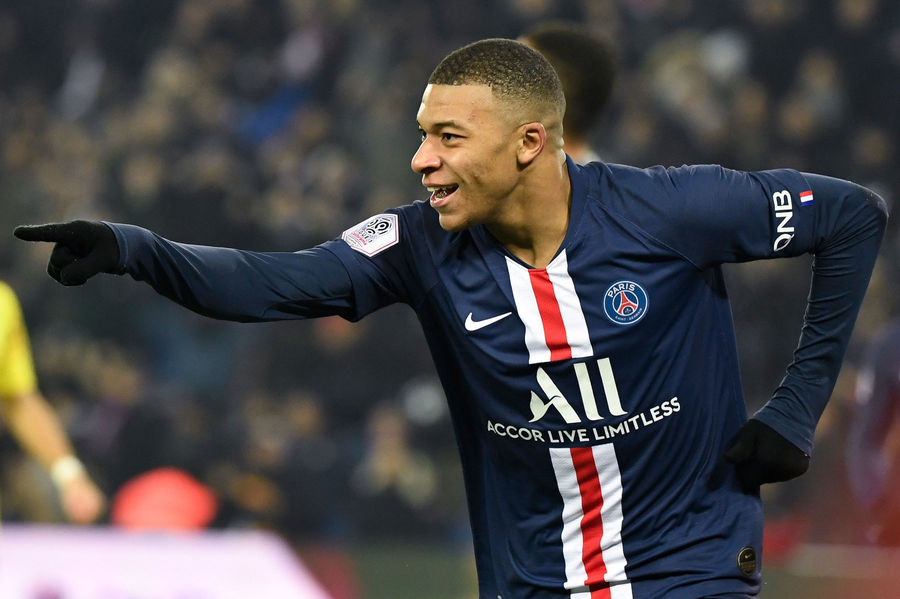 Kylian Mbappe se alătură celorlalţi sportivi care fac acţiuni de caritate în această perioadă. Campionul mondial a donat bani unui ONG