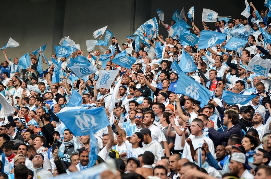 FOTO: Banner jignitor afişat de suporterii PSG înaintea meciului cu Olympique Marseille