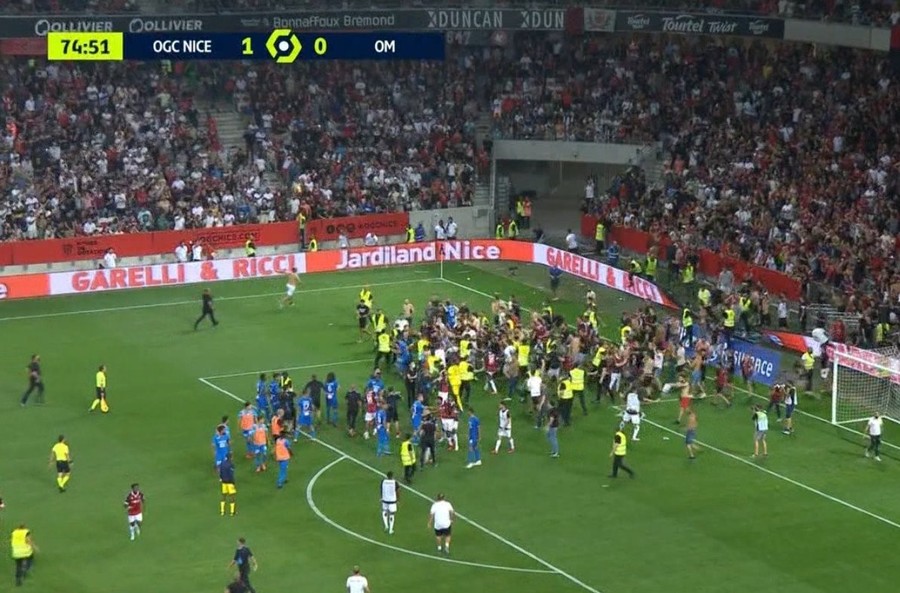 Olympique Marseille intenţionează să întreprindă acţiuni în justiţie pentru a nu pierde meciul cu Nice la masa verde
