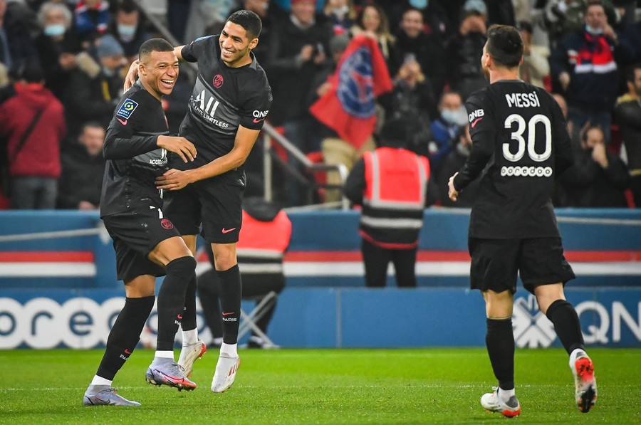 VIDEO | Saint Etienne - PSG, live pe Look Sport+ de la 14:00. Parizienii, mari favoriţi pe terenul celei mai titrate echipe din Hexagon