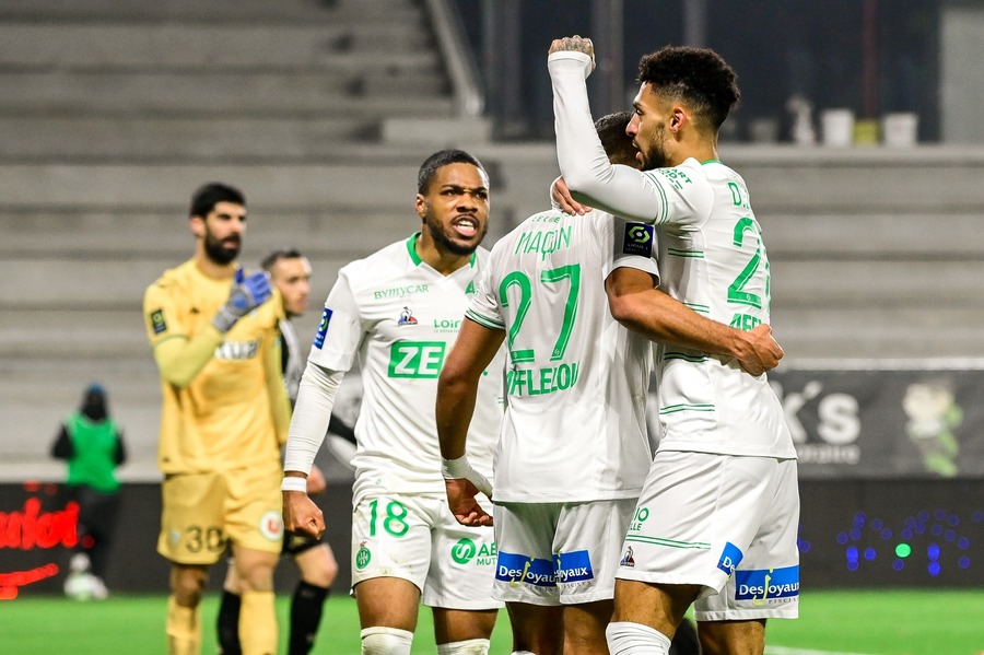 Saint-Etienne, ultima clasată în Ligue 1, a învins în deplasare pe Angers, scor 1-0
