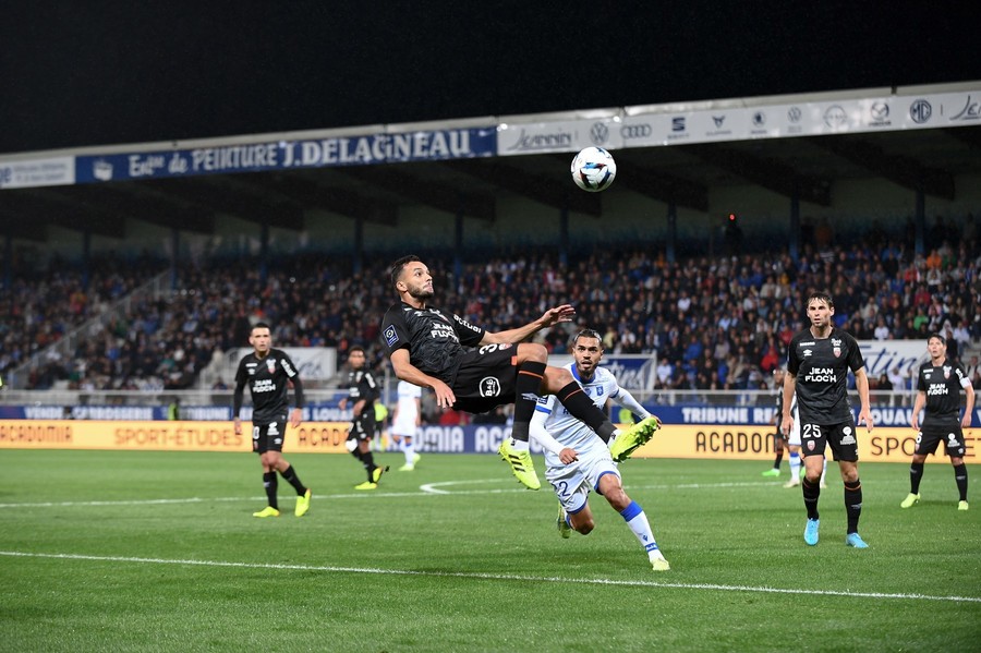 Lorient a învins Auxerre, scor 3-1, şi a urcat pe locul trei în clasamentul din campionatul Franţei