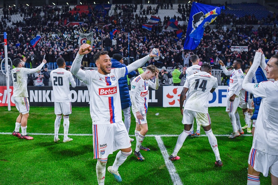 Lyon a învins Lens şi i-a anulat şansa de a urca pe podium în Ligue 1. Lacazette, printre marcatori 