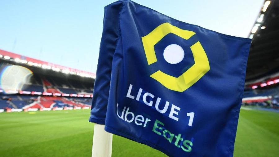 Gestul ireal la care a recurs o femeie, pentru a-şi împiedica iubitul să meargă la un meci din Ligue 1