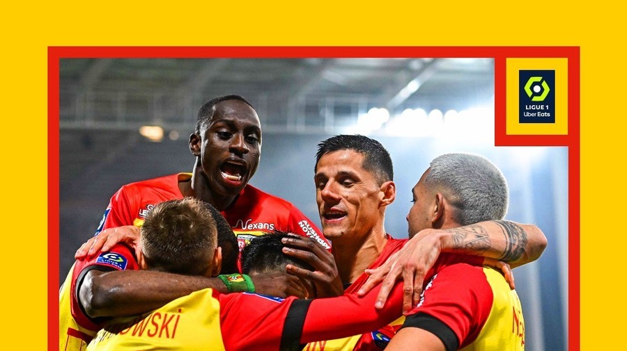 Lens a învins AS Monaco, scor 3-0, şi a urcat provizoriu pe locul 2 în clasament