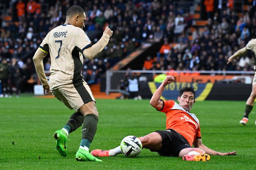 VIDEO | Lorient - PSG 1-4. Mbappe şi Dembele au reuşit câte ”o dublă”