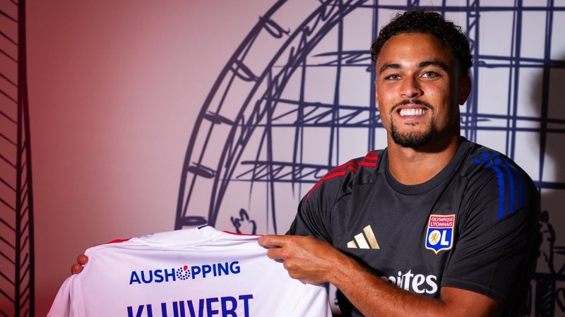 Ruben Kluivert, fiul lui Patrick Kluivert, a semnat cu Olympique Lyon până în 2030