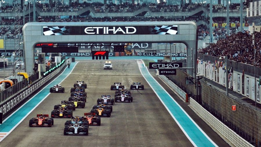 Ultima etapă din Formula 1 promite mult spectacol, în direct pe Look Sport. Marea enigmă: va putea concura Hamilton? Programul transmisiunilor