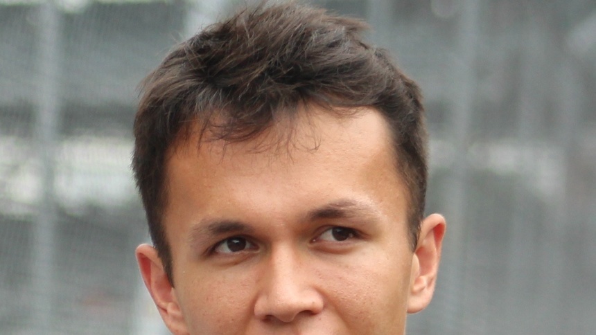 Formula 1: Alex Albon şi-a prelungit contractul cu Williams până în 2023
