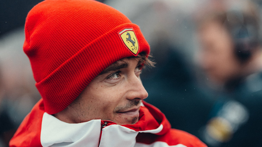 Charles Leclerc şi-a prelungit contractul cu Ferrari pe mai mulţi ani