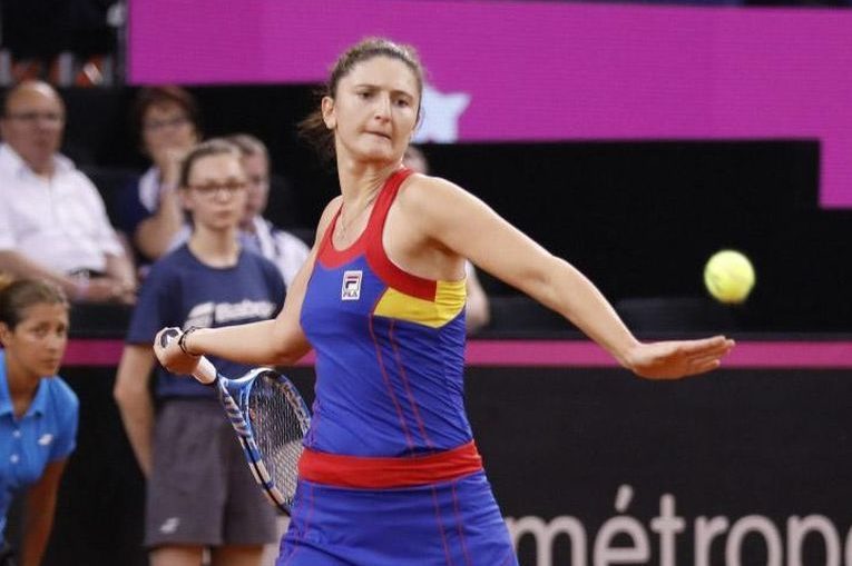 Billie Jean King Cup | Polonia - România 1-0. Irina Begu a cedat în decisiv, în faţa Magdei Linette
