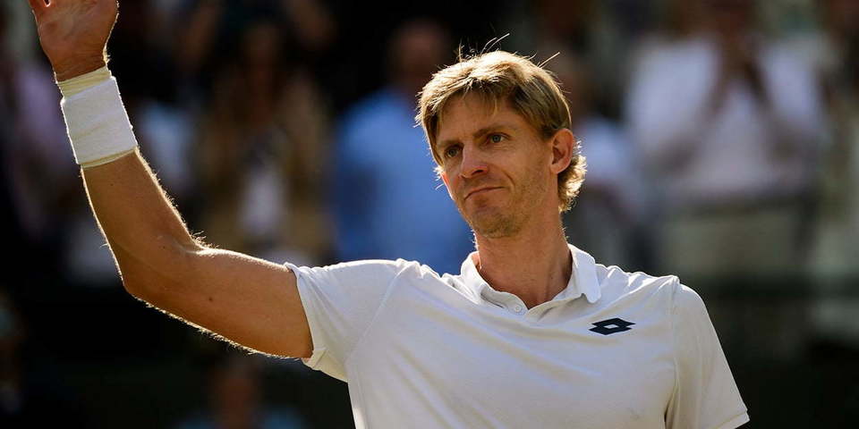 //i0.1616.ro/media/581/3142/38122/20694119/1/kevin-anderson-gesturing.jpg