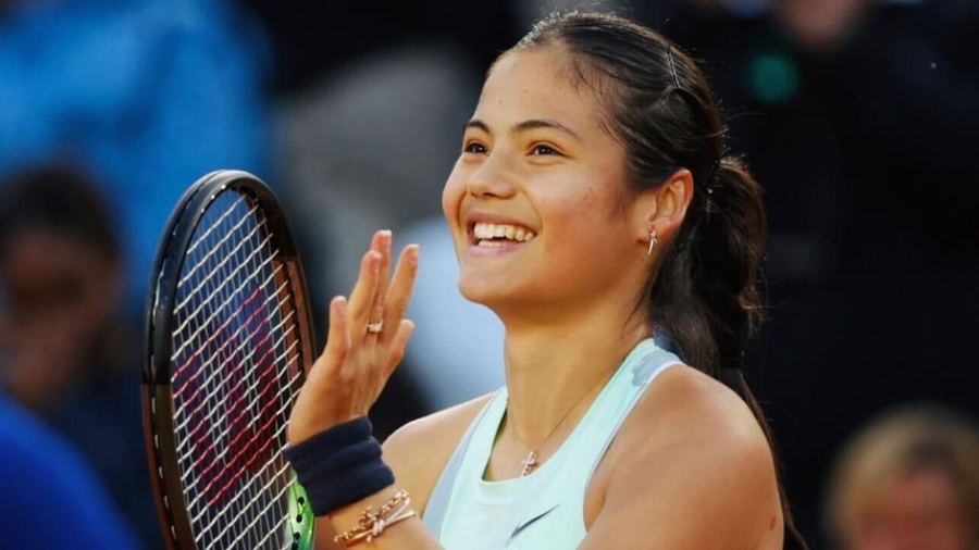 Emma Răducanu a fost eliminată în turul doi de la Roland Garros