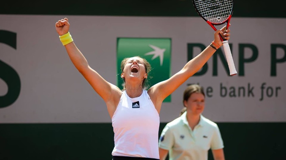 //i0.1616.ro/media/581/3142/38122/20723678/1/daria-kasatkina.jpg