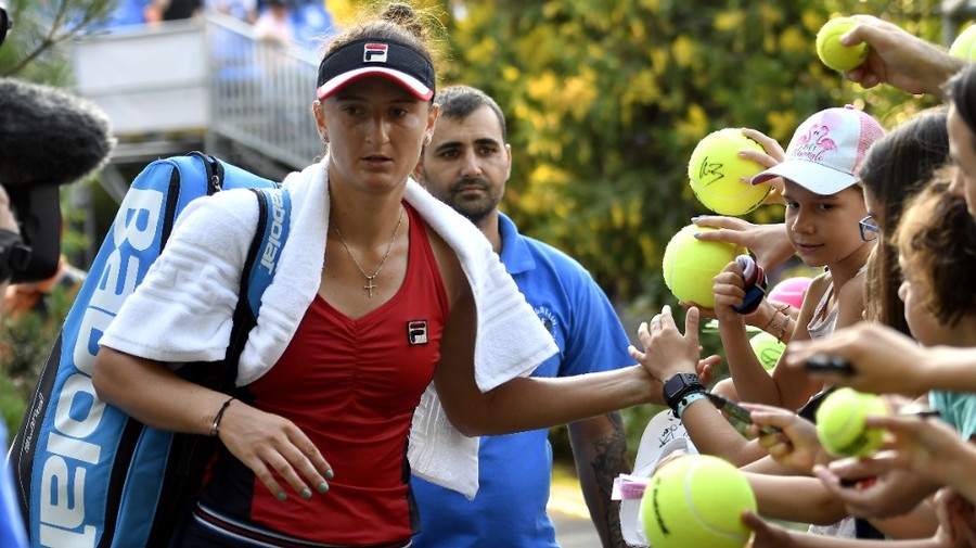 Wimbledon | Irina Begu, calificare fără emoţii în turul al doilea