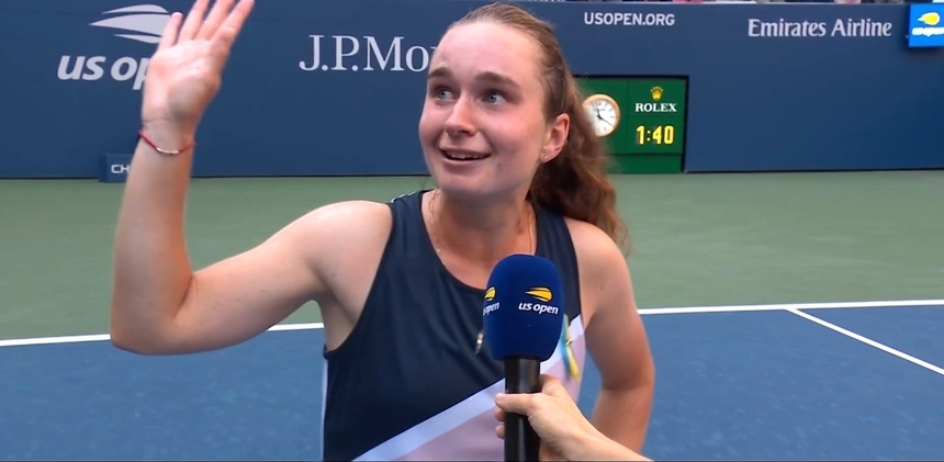 Daria Snigur a plâns de fericire după meciul cu Halep. ”O experienţă grozavă pentru mine. Acest meci este pentru Ucraina”