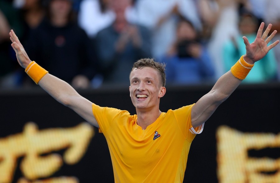 Jiri Lehecka face senzaţie la Australian Open. La 21 de ani, el s-a calificat în sferturi după ce l-a eliminat pe favoritul 6