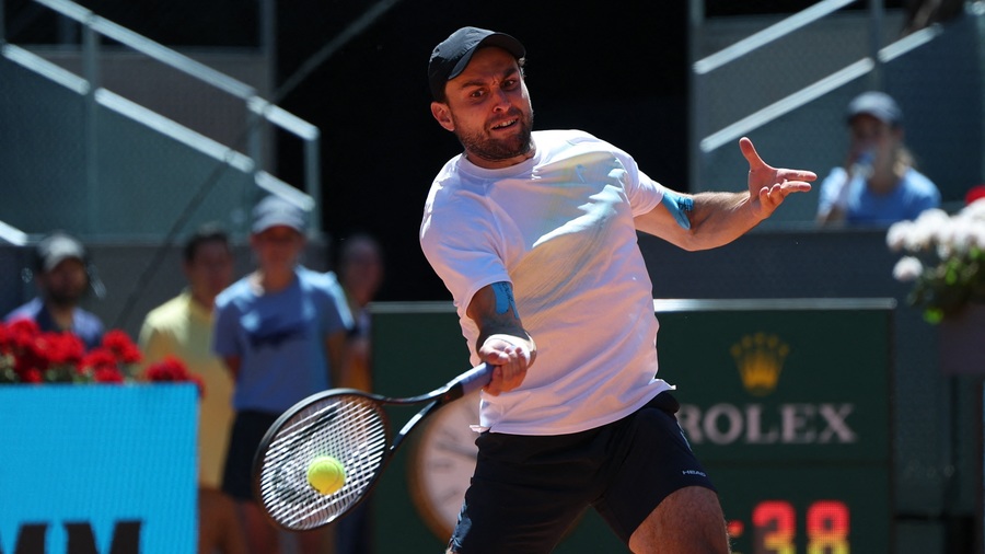Surpriză mare la ATP Madrid! Aslan Karatsev, venit din calificări, s-a calificat în semifinale
