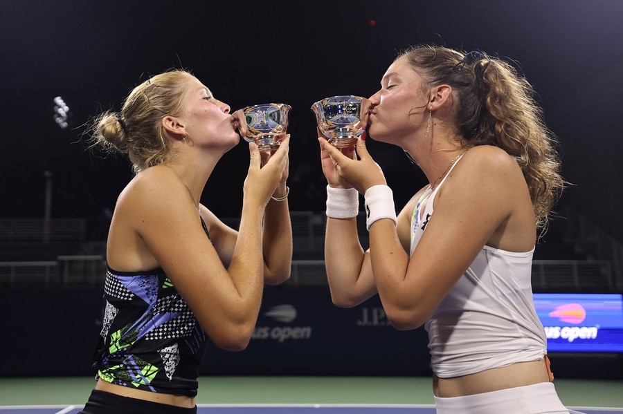Performanţă fabuloasă pentru Mara Gae. La 17 ani este campioană la dublu junioare la US Open